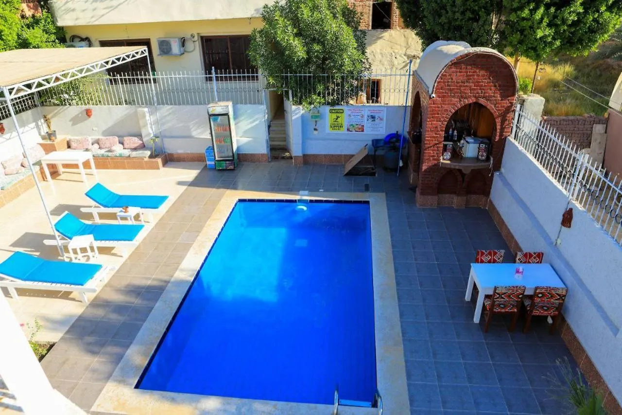 Luxor Oasis Guest House Mısır