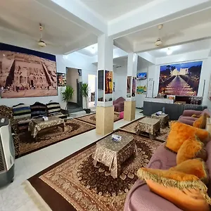 Oda ve Kahvaltı Grand &hostel, Luksor