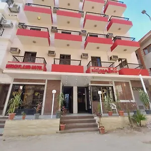 Otel Merry Land & Roof Nile Restaurant, Luksor